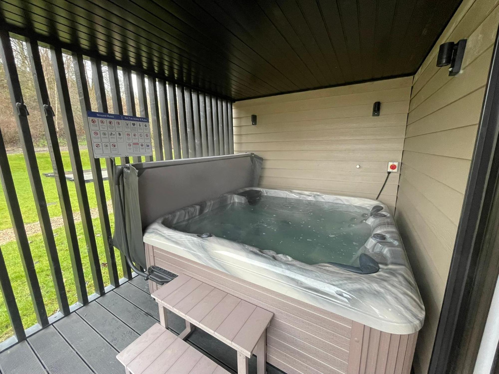 River Logie Lodge *
